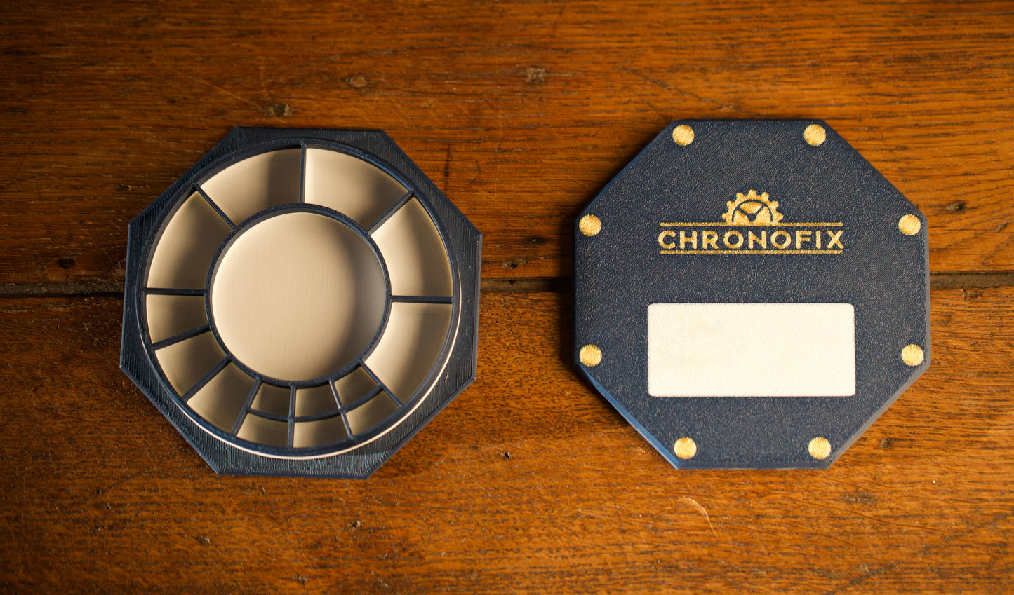 2X Boîte de Rangement pour Pièces d'Horlogerie - Organiseur à Visser pour Mouvements de Montres (120 mm)